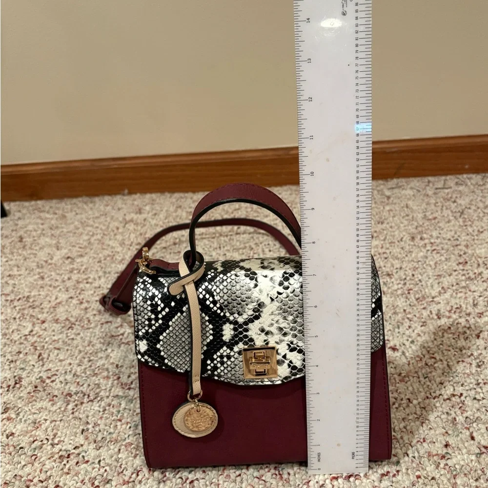 Cutest Fall Burgundy and Snake Print Women's Bag - Picture 9 of 11